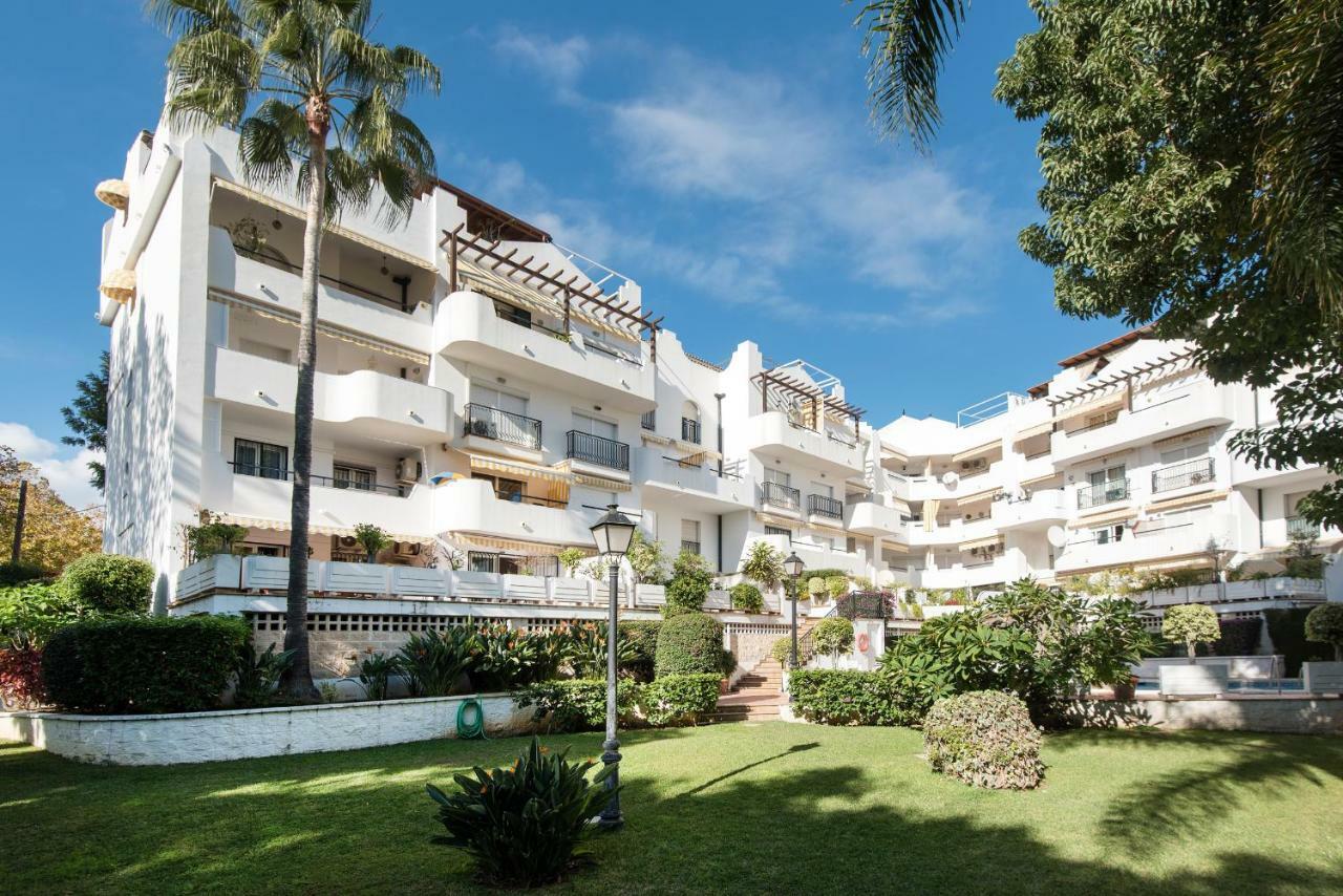 Fantastico Apartamento En La Carihuela Torremolinos Bagian luar foto